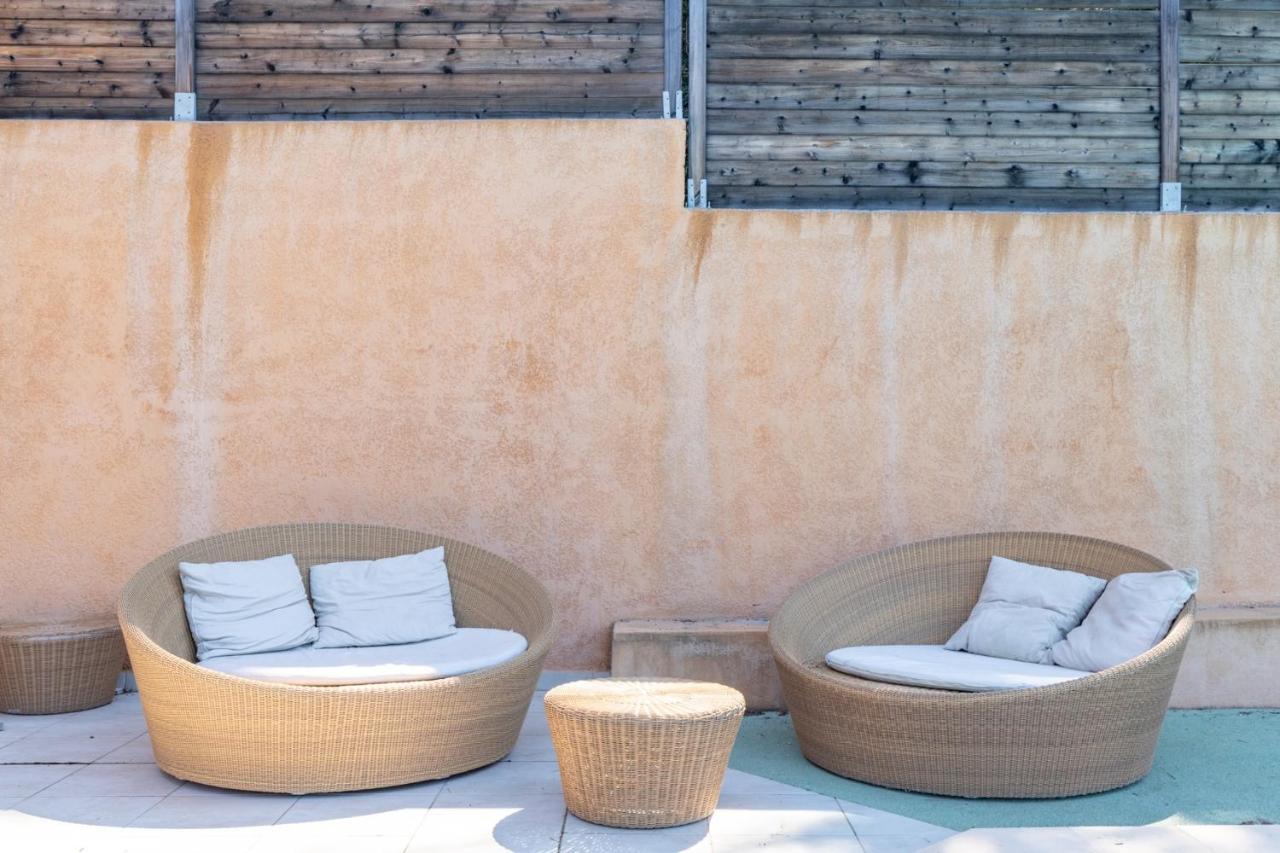 Entre Amie & Spa Cantaron Εξωτερικό φωτογραφία